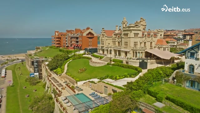 BIZKAIA, burdinaren eta itsasoaren artean